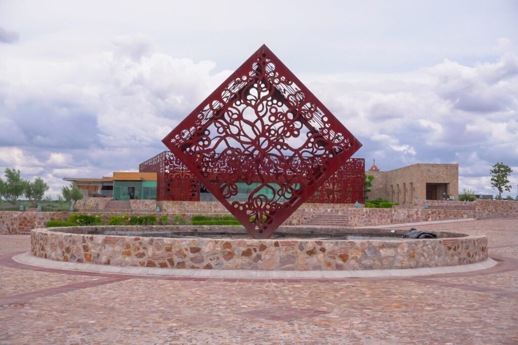 Vista de Tres Raíces Vinícola en el Valle de la Independencia